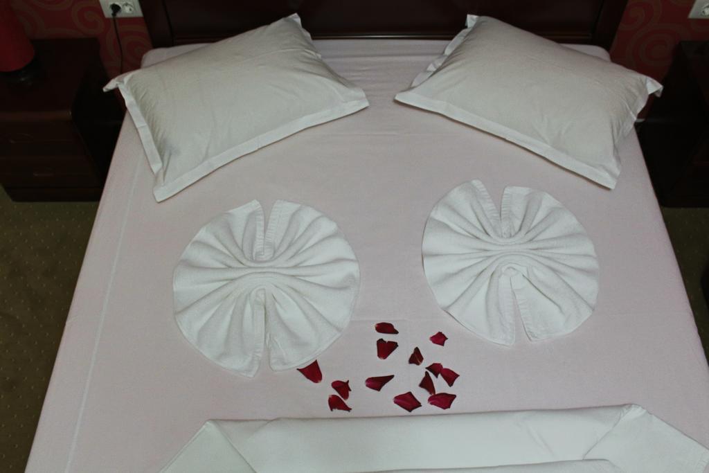 Hotel Cristal Navodari Luaran gambar