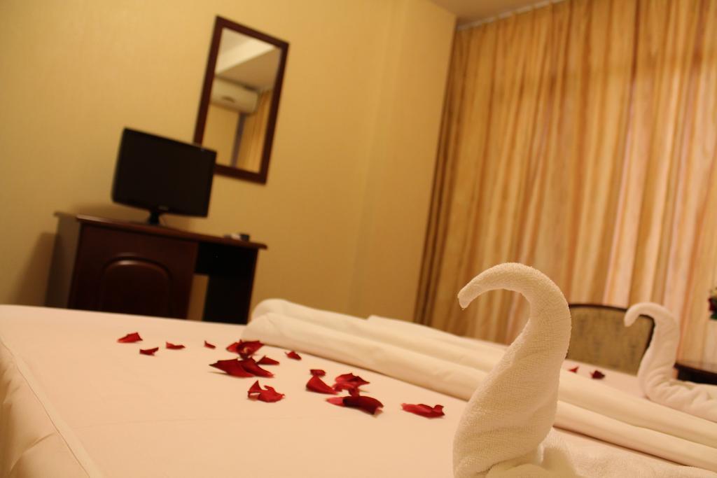 Hotel Cristal Navodari Luaran gambar